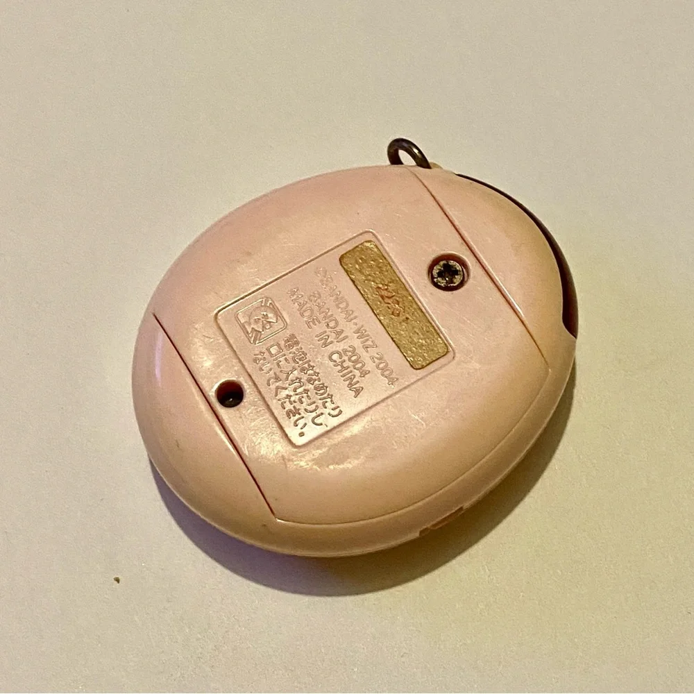 ✨ Tamagotchi Connection V1 2004 Original Japanese Pastel Light Pink Japan Wave